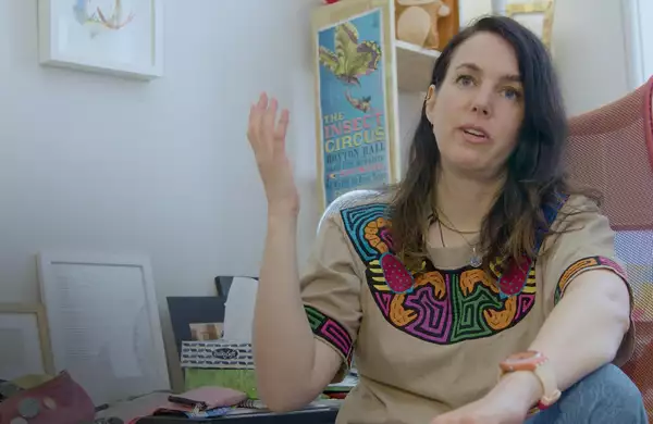 Photo of Anna Meredith in her studio